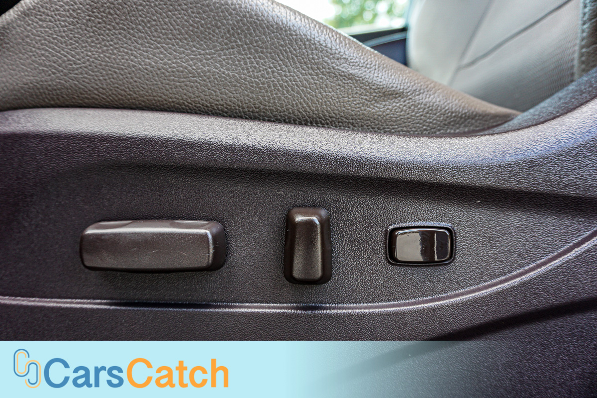 CARSCATCH - Used vehicle - SUV HYUNDAI TUCSON 2015