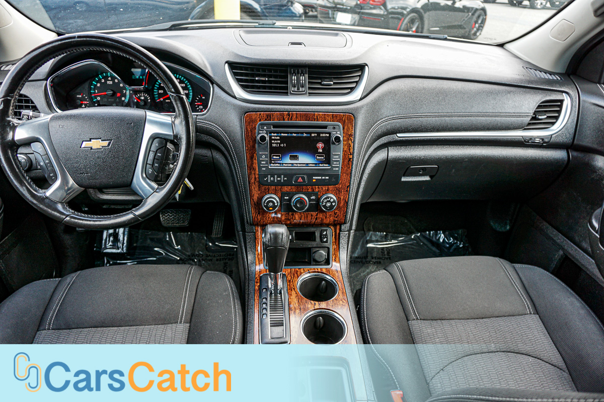 CARSCATCH - Used vehicle - SUV CHEVROLET TRAVERSE 2014