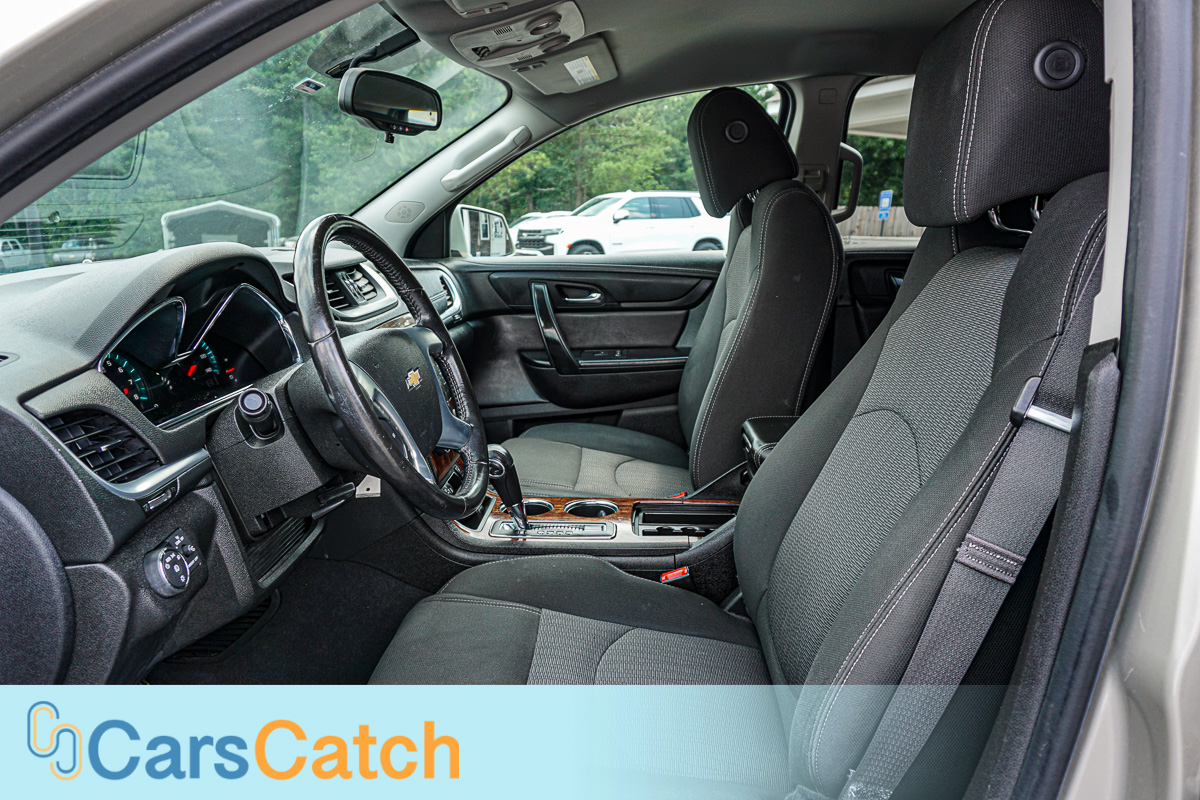 CARSCATCH - Used vehicle - SUV CHEVROLET TRAVERSE 2014