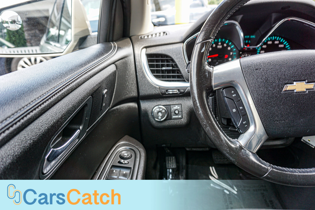 CARSCATCH - Used vehicle - SUV CHEVROLET TRAVERSE 2014