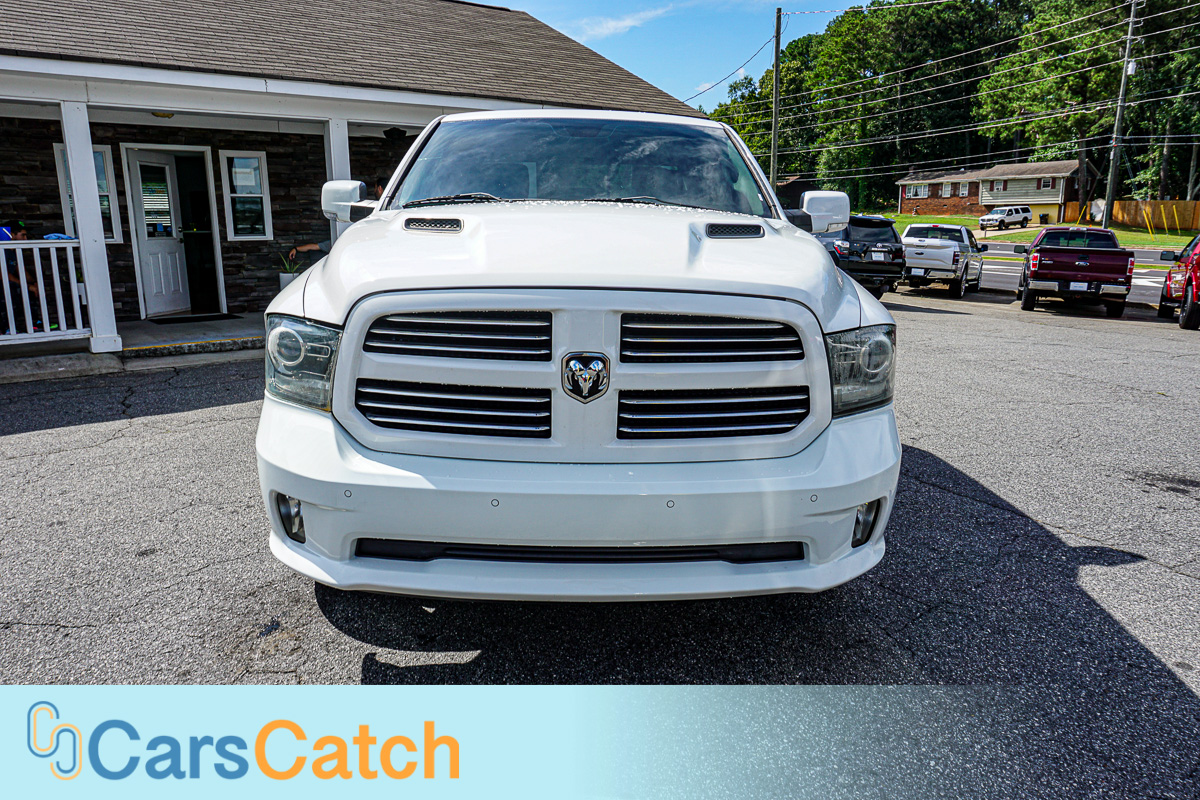 CARSCATCH - Used vehicle - Truck RAM 1500 2014