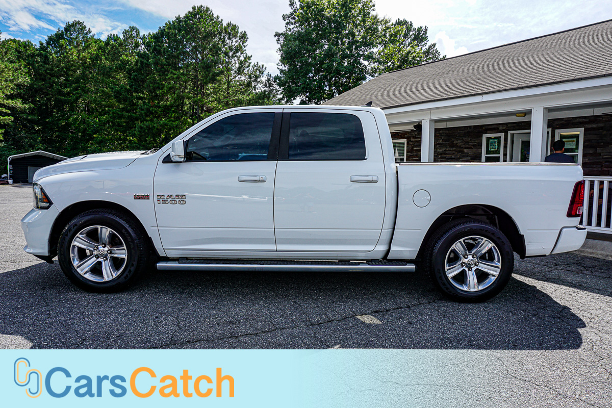 CARSCATCH - Used vehicle - Truck RAM 1500 2014