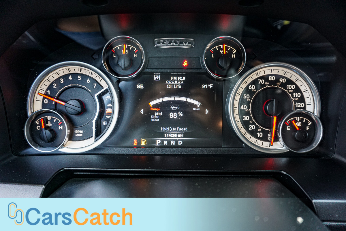 CARSCATCH - Used vehicle - Truck RAM 1500 2014