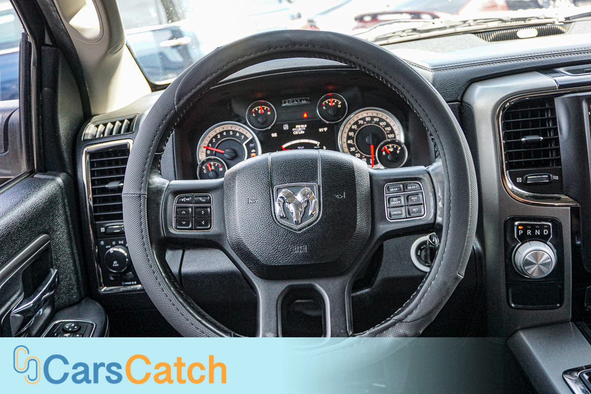 CARSCATCH - Used vehicle - Truck RAM 1500 2014