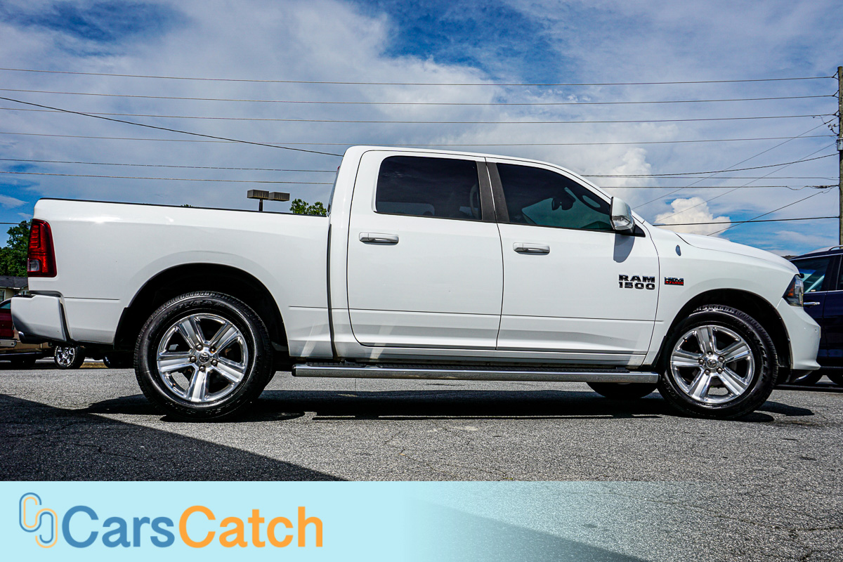 CARSCATCH - Used vehicle - Truck RAM 1500 2014
