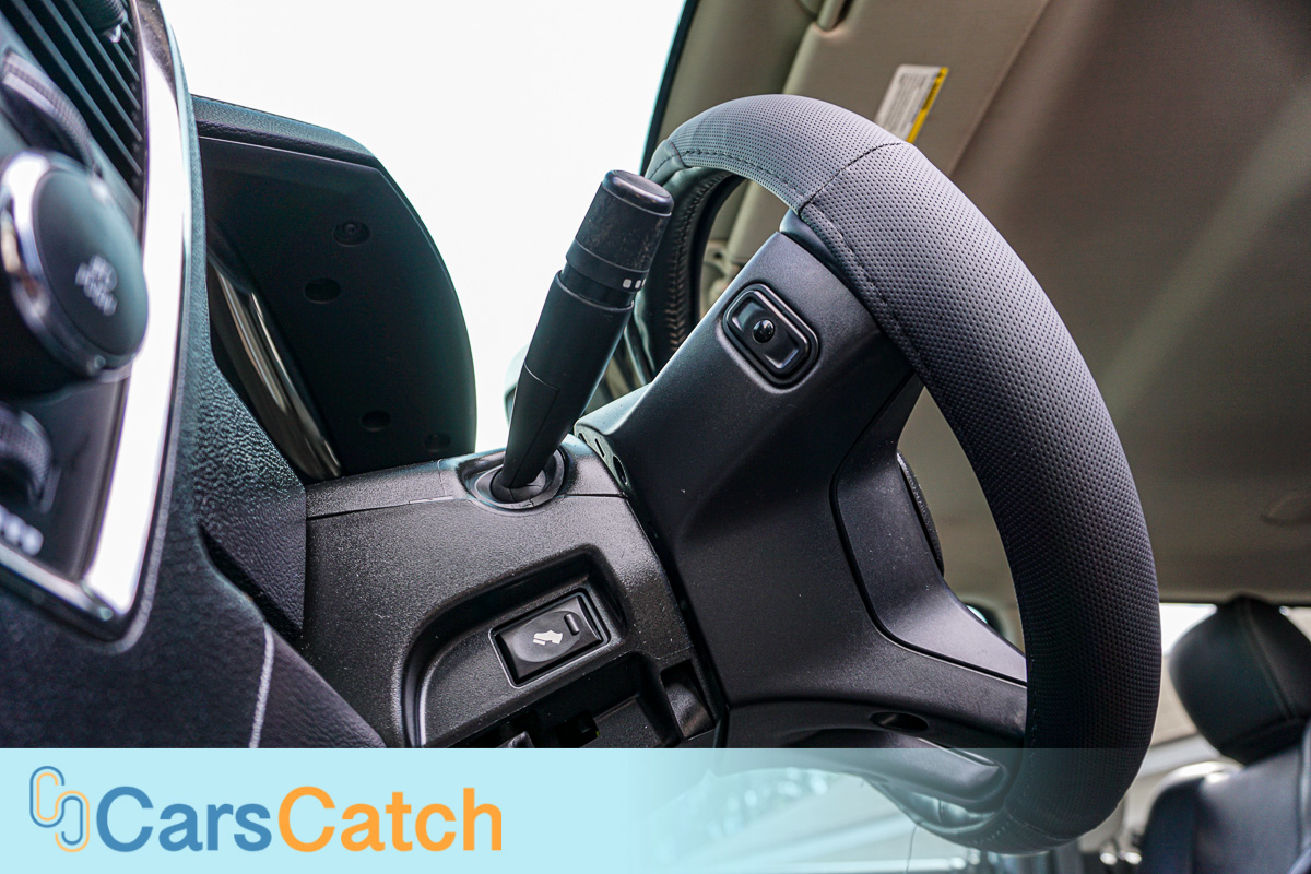 CARSCATCH - Used vehicle - Truck RAM 1500 2014