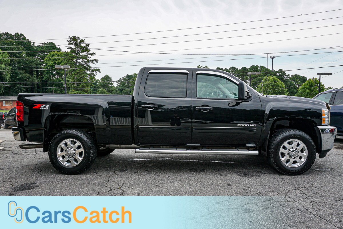 CARSCATCH - Used vehicle - Truck CHEVROLET SILVERADO 2500HD 2013