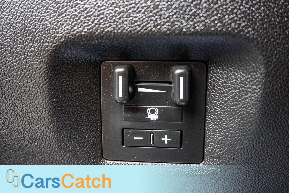 CARSCATCH - Used vehicle - Truck CHEVROLET SILVERADO 2500HD 2013