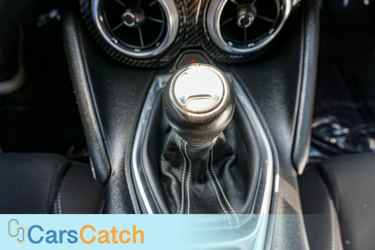 CARSCATCH - Used vehicle - Coupe CHEVROLET CAMARO 2017