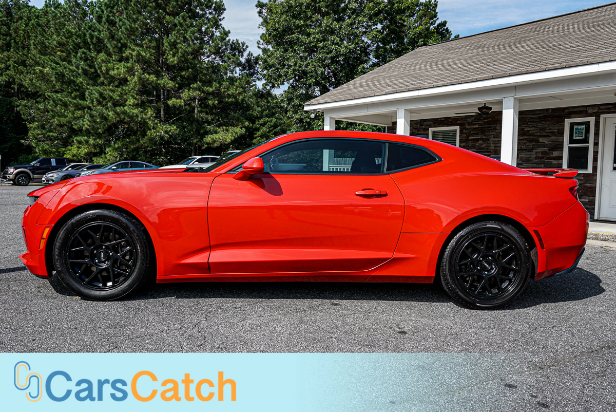 CARSCATCH - Used vehicle - Coupe CHEVROLET CAMARO 2017