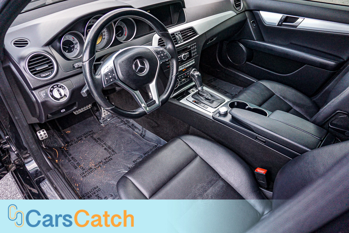CARSCATCH - Used vehicle - Sedan MERCEDES-BENZ C-CLASS 2012
