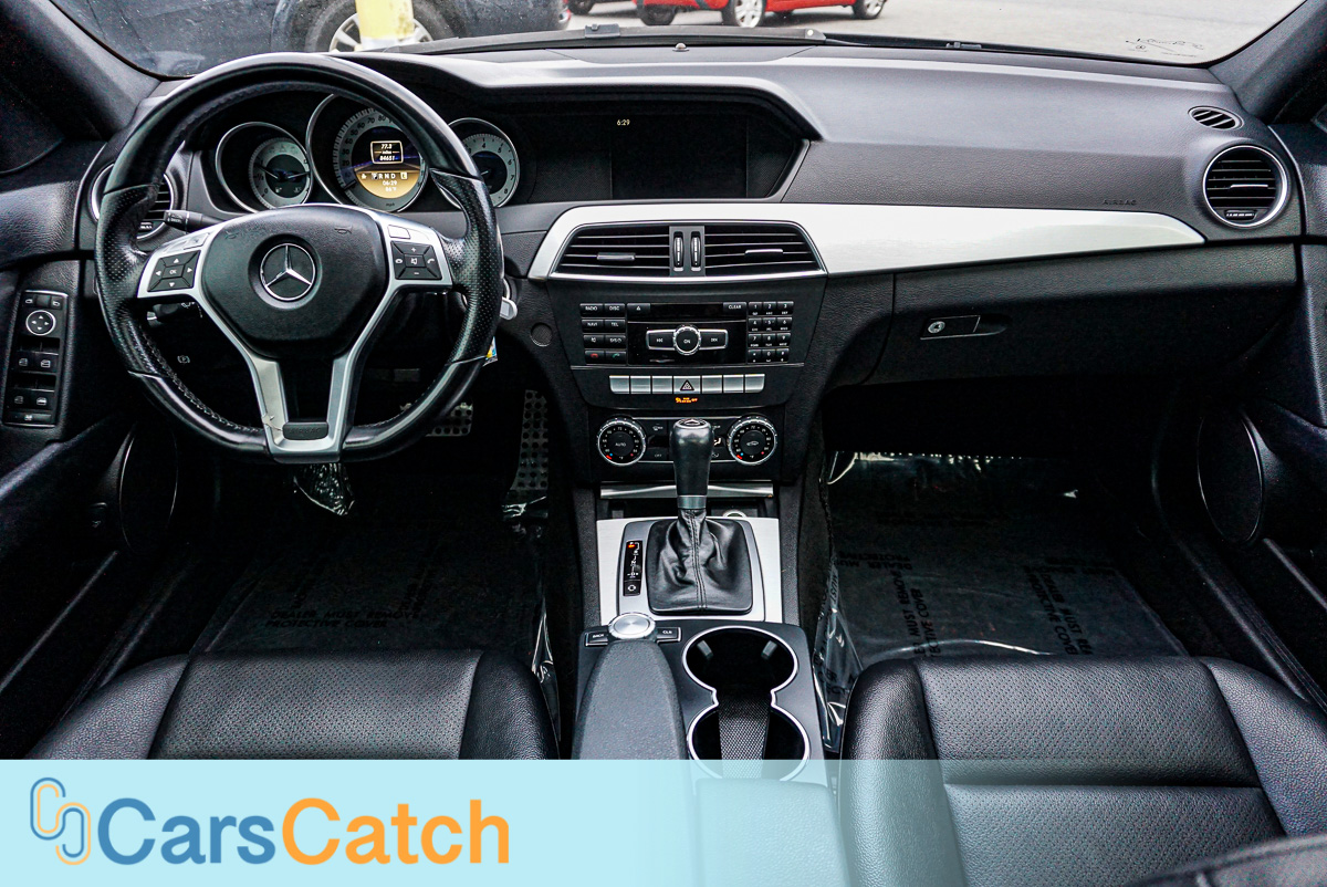 CARSCATCH - Used vehicle - Sedan MERCEDES-BENZ C-CLASS 2012