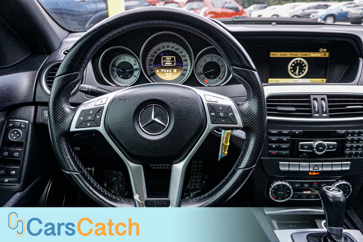 CARSCATCH - Used vehicle - Sedan MERCEDES-BENZ C-CLASS 2012