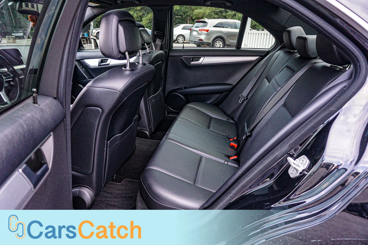 CARSCATCH - Used vehicle - Sedan MERCEDES-BENZ C-CLASS 2012