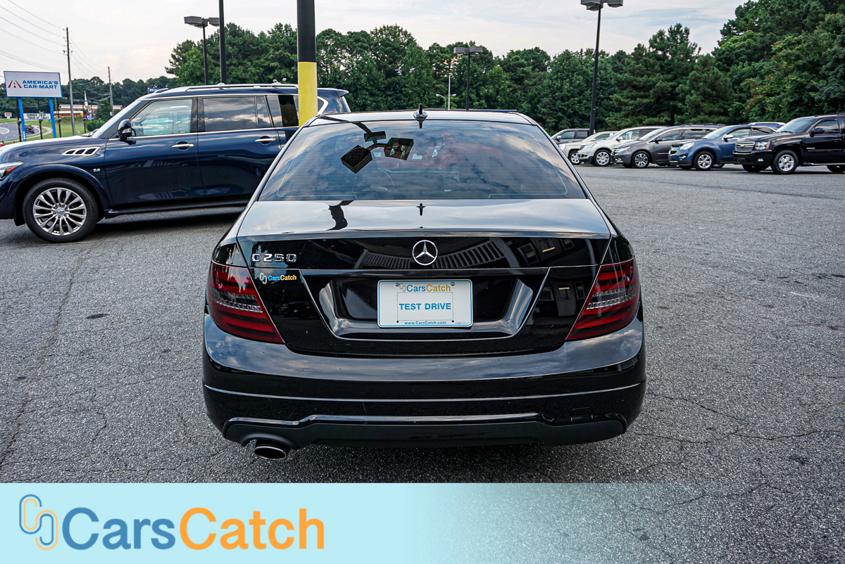 CARSCATCH - Used vehicle - Sedan MERCEDES-BENZ C-CLASS 2012