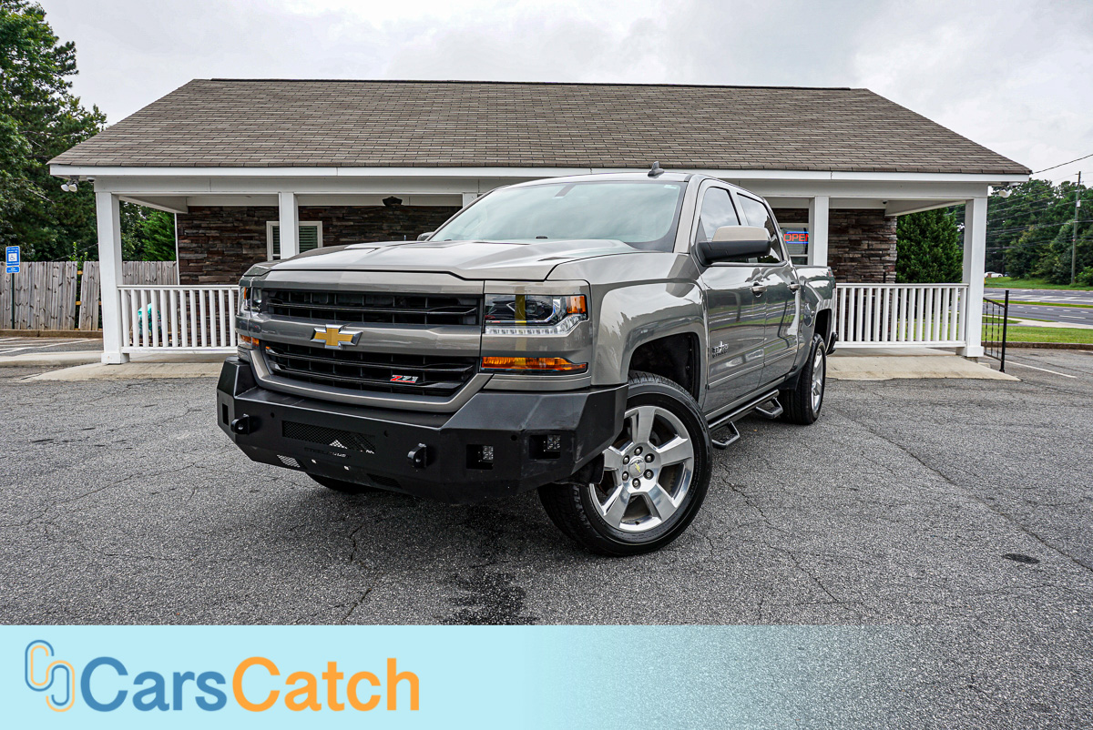 CARSCATCH - Used vehicle - Truck CHEVROLET SILVERADO 1500 2017