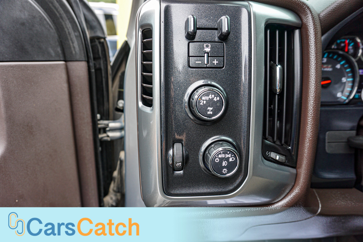 CARSCATCH - Used vehicle - Truck CHEVROLET SILVERADO 1500 2017