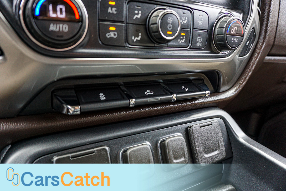 CARSCATCH - Used vehicle - Truck CHEVROLET SILVERADO 1500 2017