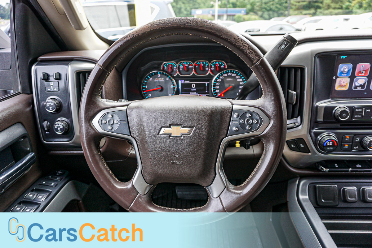 CARSCATCH - Used vehicle - Truck CHEVROLET SILVERADO 1500 2017