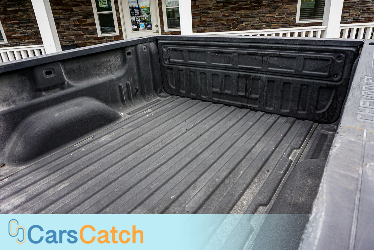 CARSCATCH - Used vehicle - Truck CHEVROLET SILVERADO 1500 2017