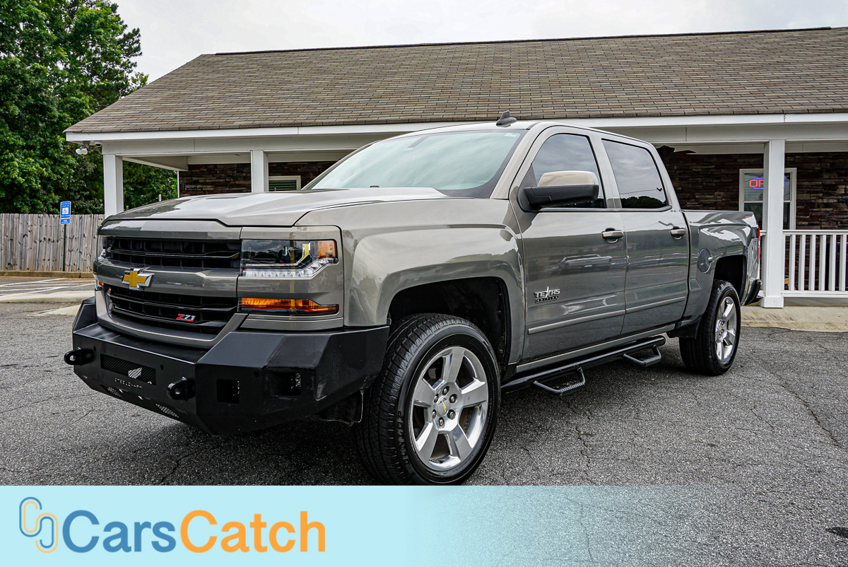 CARSCATCH - Used vehicle - Truck CHEVROLET SILVERADO 1500 2017