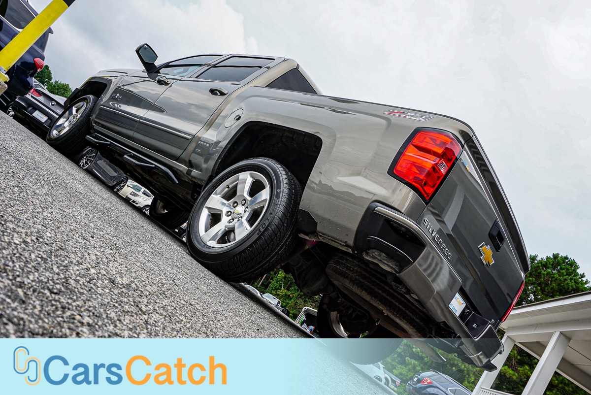 CARSCATCH - Used vehicle - Truck CHEVROLET SILVERADO 1500 2017