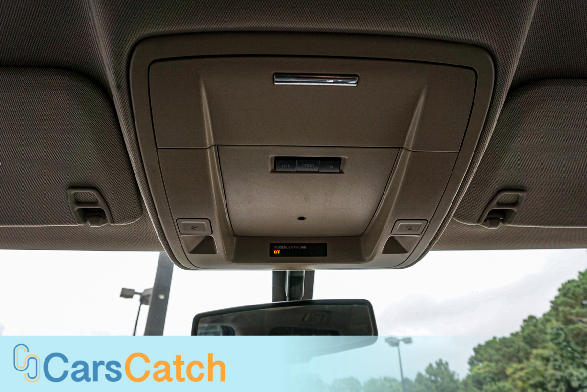 CARSCATCH - Used vehicle - Truck CHEVROLET SILVERADO 1500 2017