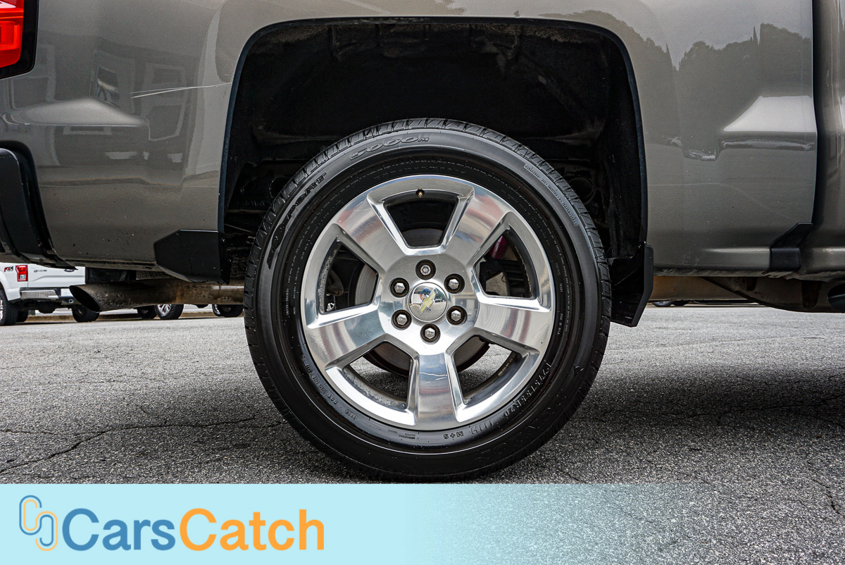 CARSCATCH - Used vehicle - Truck CHEVROLET SILVERADO 1500 2017