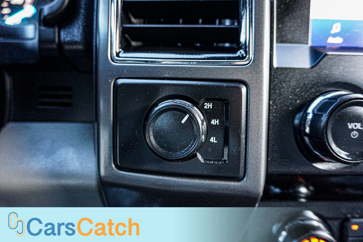 CARSCATCH - Used vehicle - Truck FORD F-150 2020