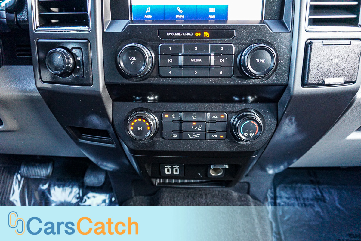 CARSCATCH - Used vehicle - Truck FORD F-150 2020