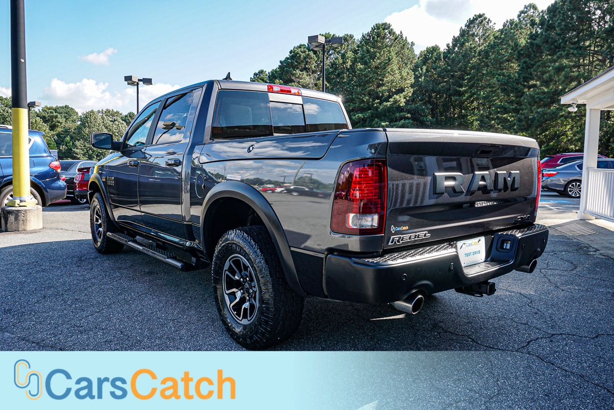 CARSCATCH - Used vehicle - Truck RAM 1500 2018