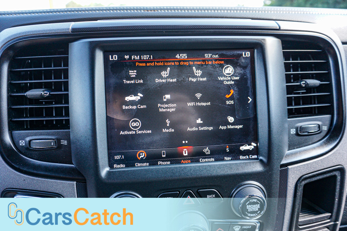 CARSCATCH - Used vehicle - Truck RAM 1500 2018