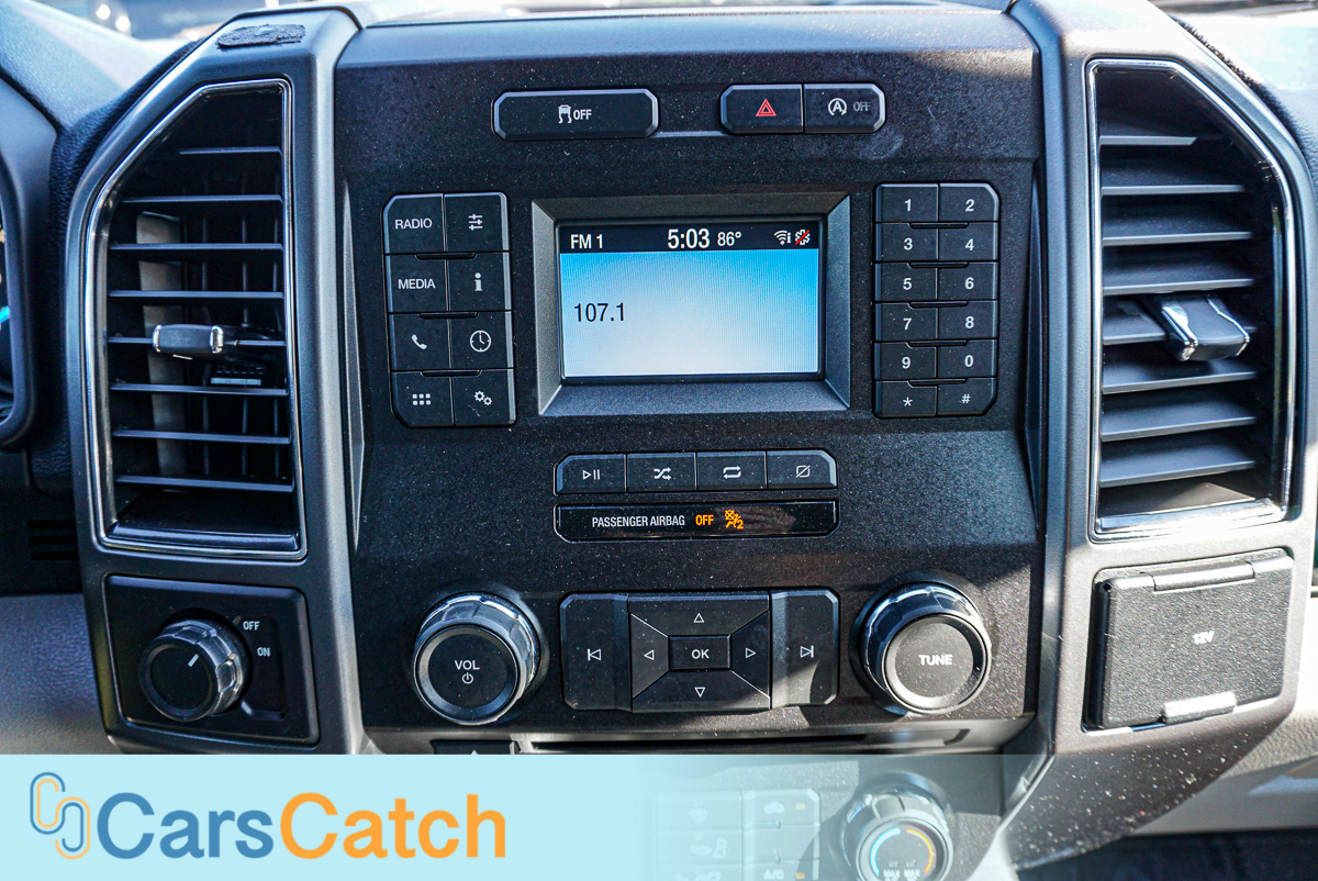 CARSCATCH - Used vehicle - Truck FORD F-150 2018