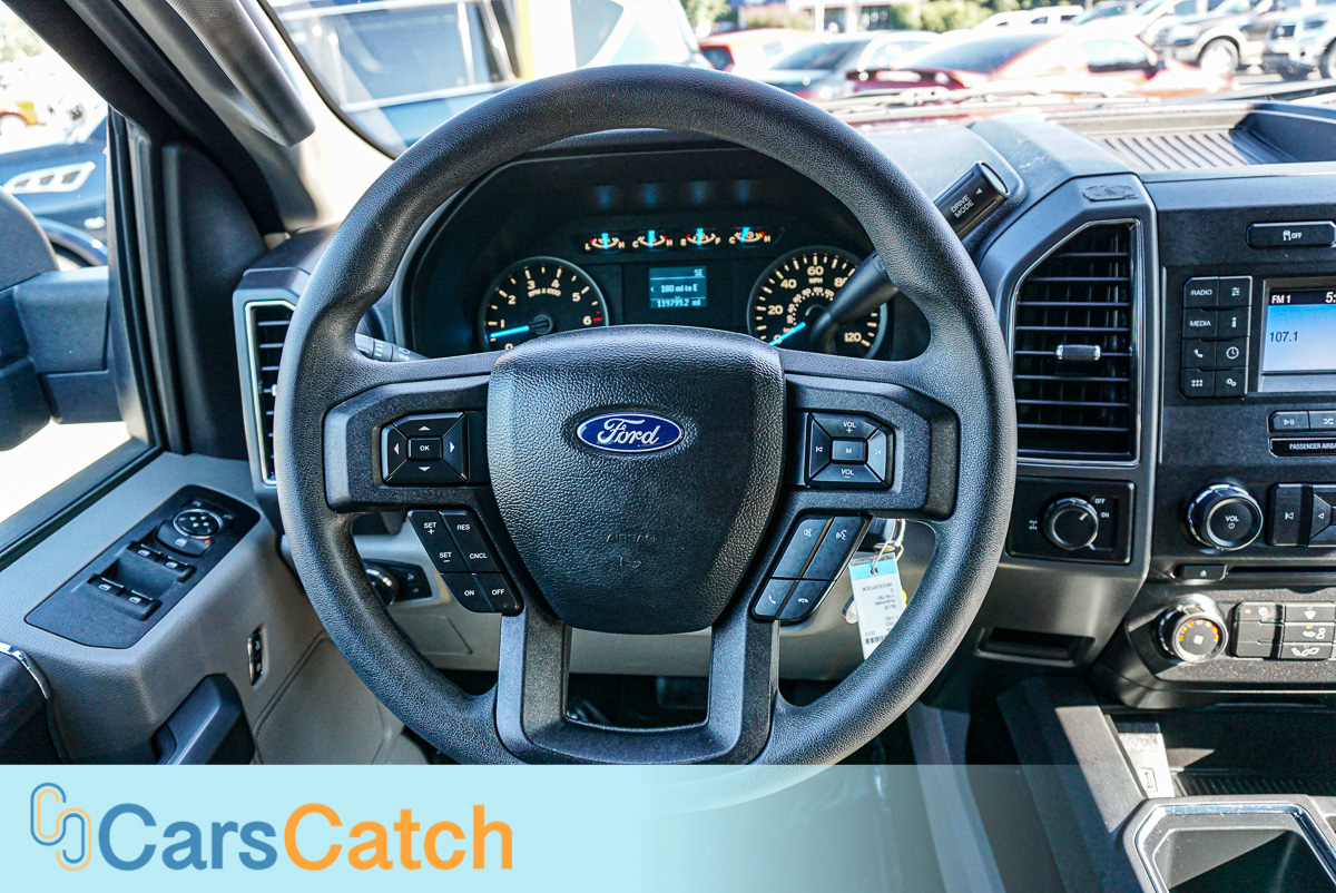 CARSCATCH - Used vehicle - Truck FORD F-150 2018