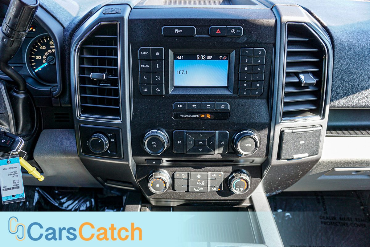 CARSCATCH - Used vehicle - Truck FORD F-150 2018