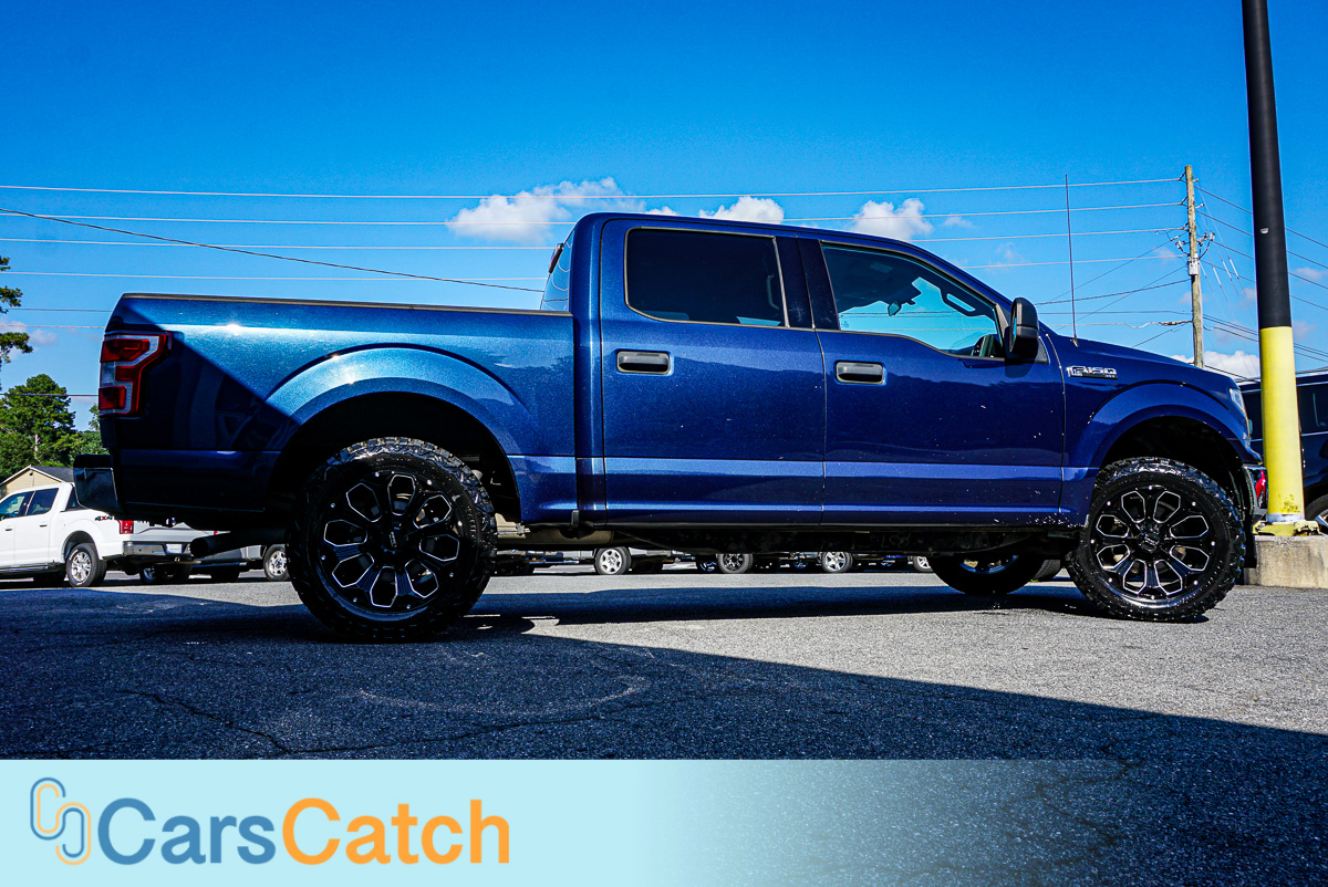 CARSCATCH - Used vehicle - Truck FORD F-150 2018