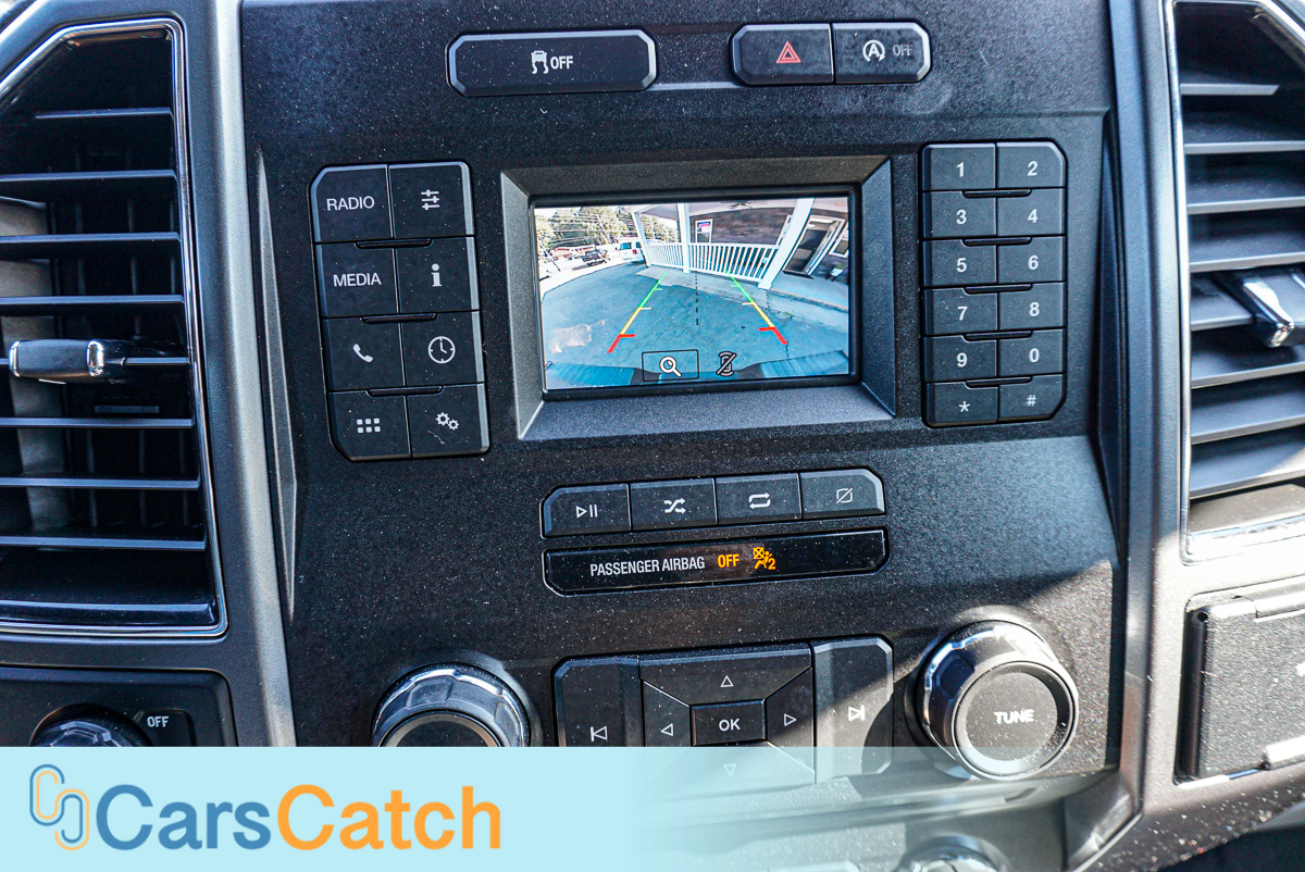 CARSCATCH - Used vehicle - Truck FORD F-150 2018