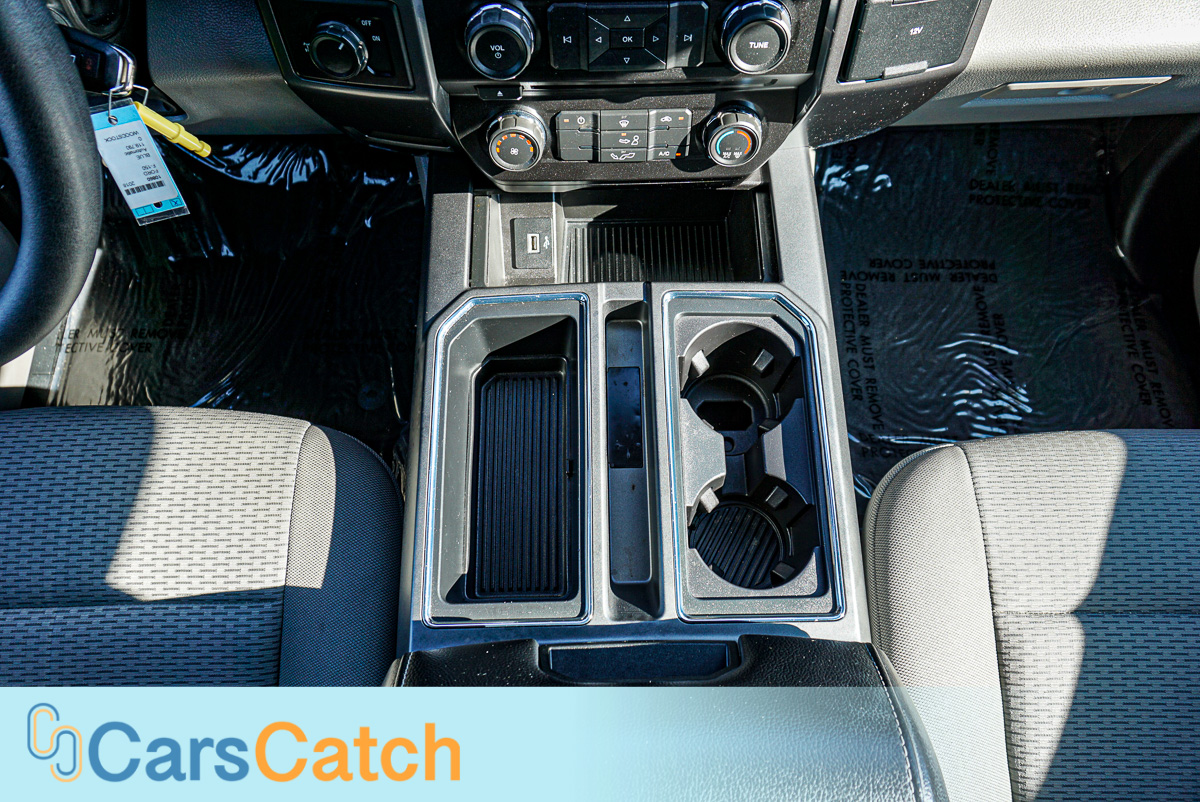 CARSCATCH - Used vehicle - Truck FORD F-150 2018