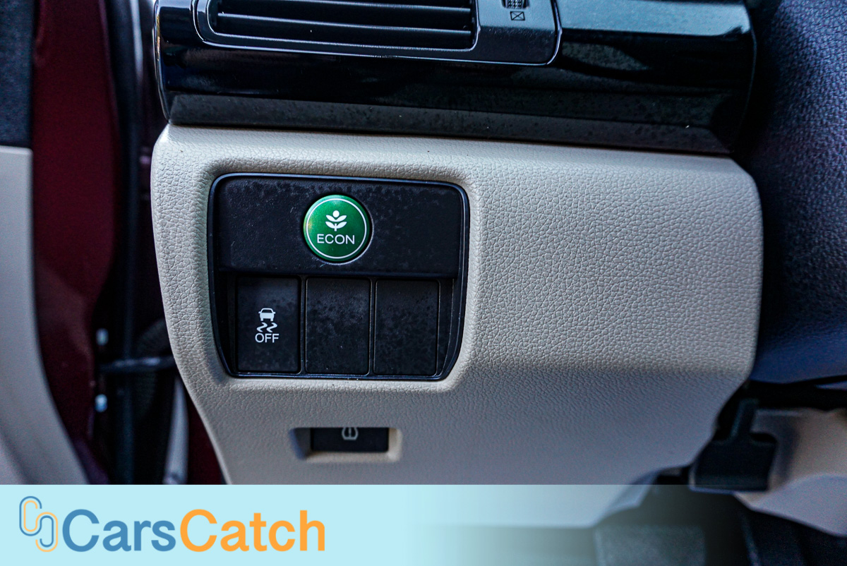 CARSCATCH - Used vehicle - Sedan HONDA ACCORD 2016