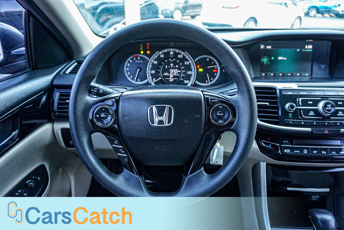 CARSCATCH - Used vehicle - Sedan HONDA ACCORD 2016