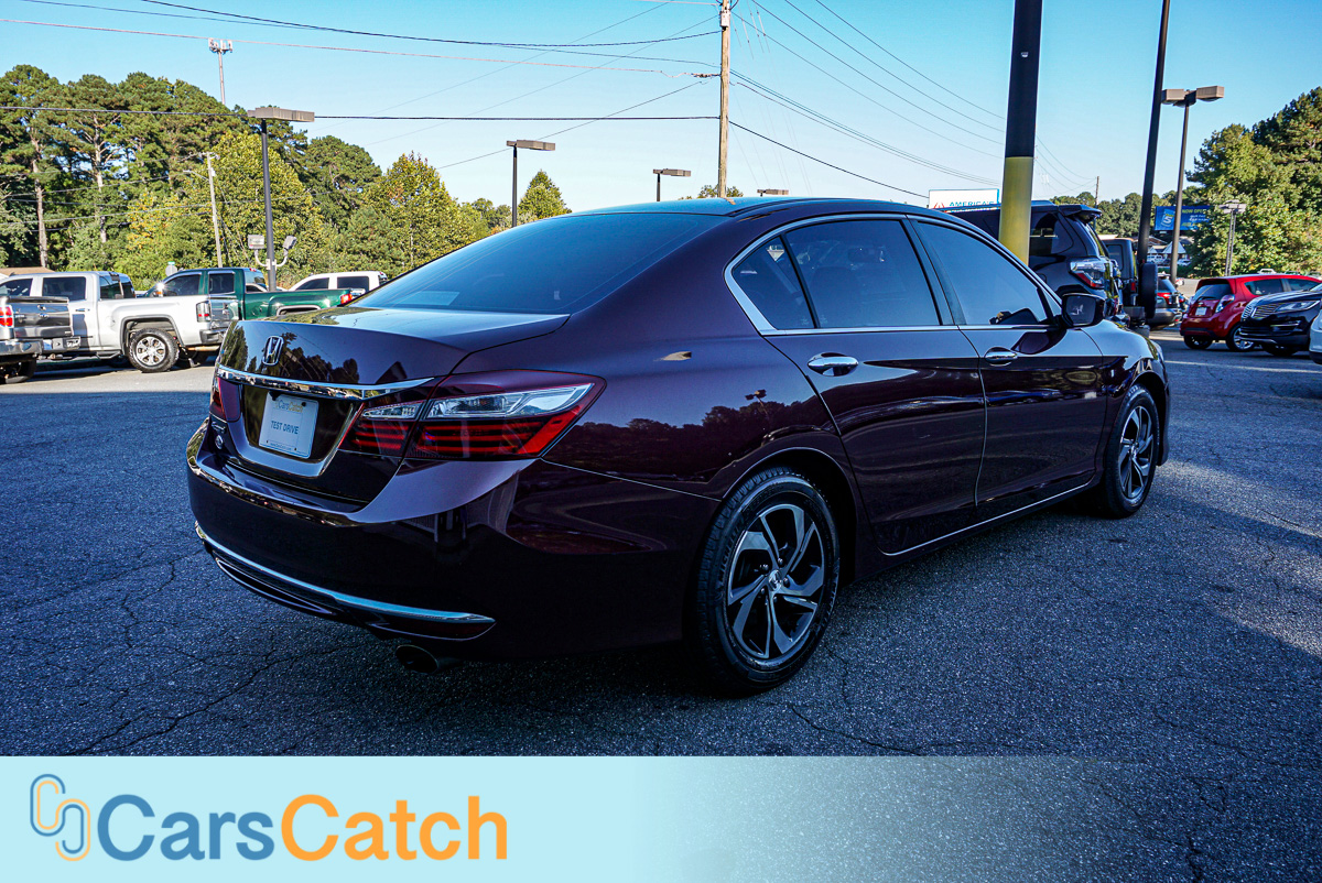 CARSCATCH - Used vehicle - Sedan HONDA ACCORD 2016