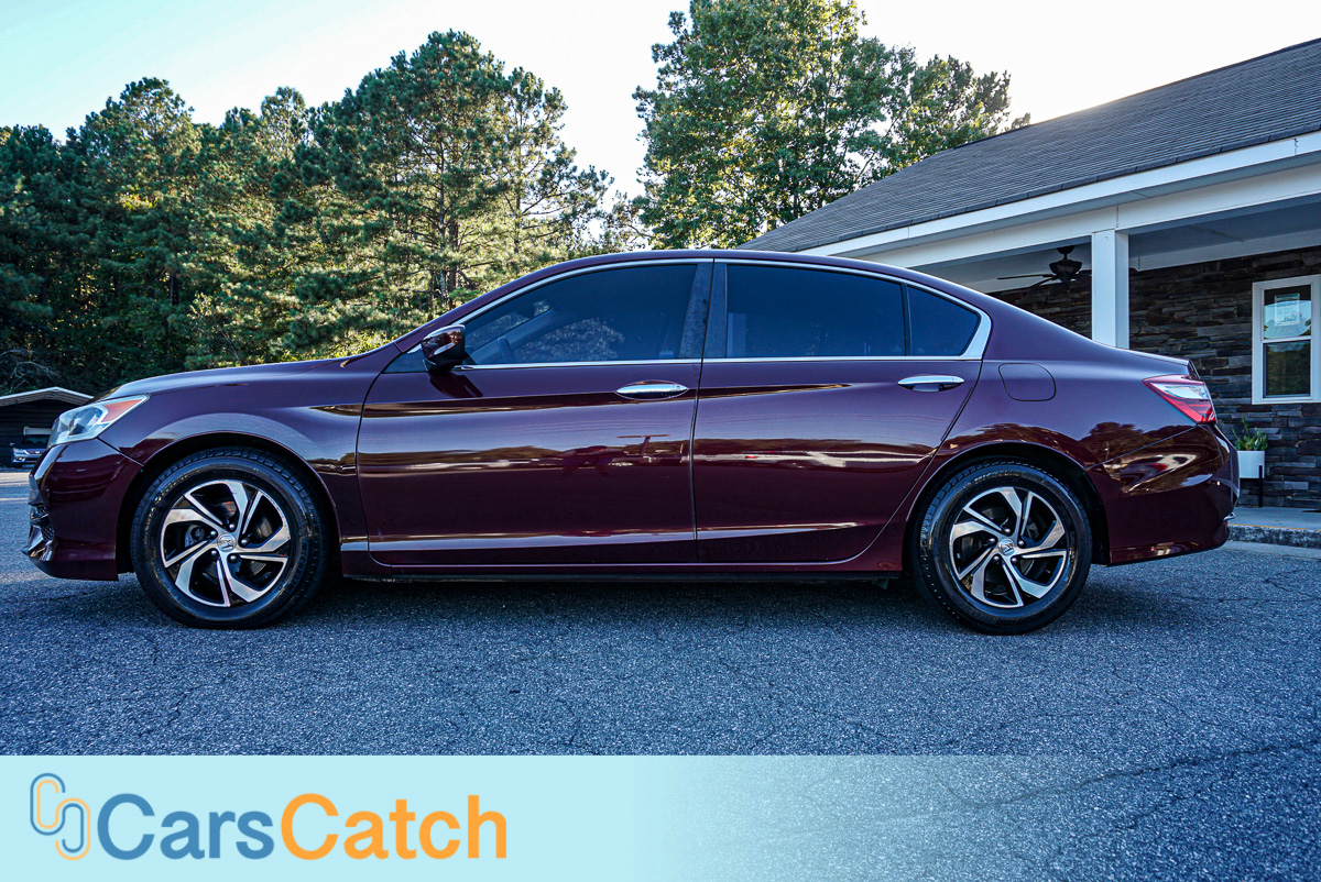 CARSCATCH - Used vehicle - Sedan HONDA ACCORD 2016
