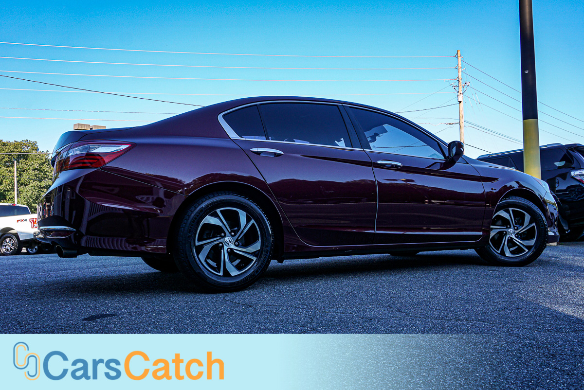CARSCATCH - Used vehicle - Sedan HONDA ACCORD 2016