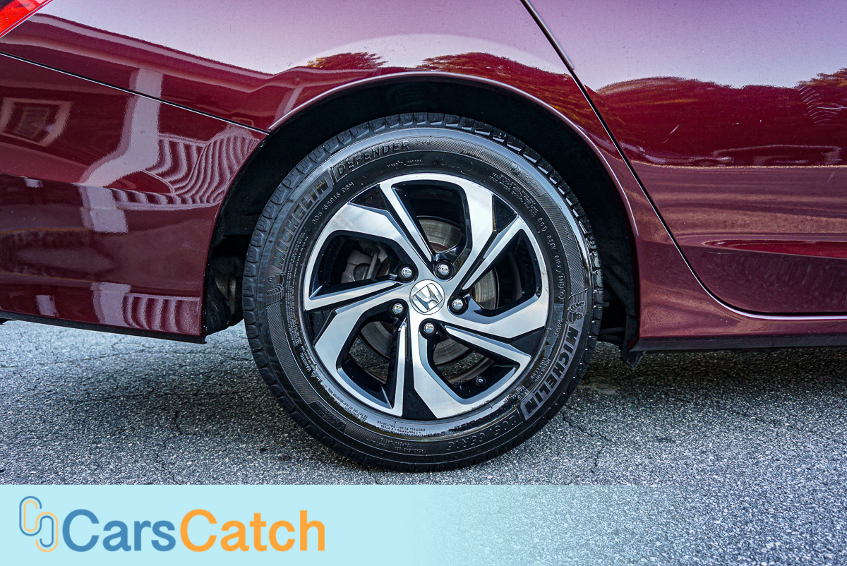 CARSCATCH - Used vehicle - Sedan HONDA ACCORD 2016