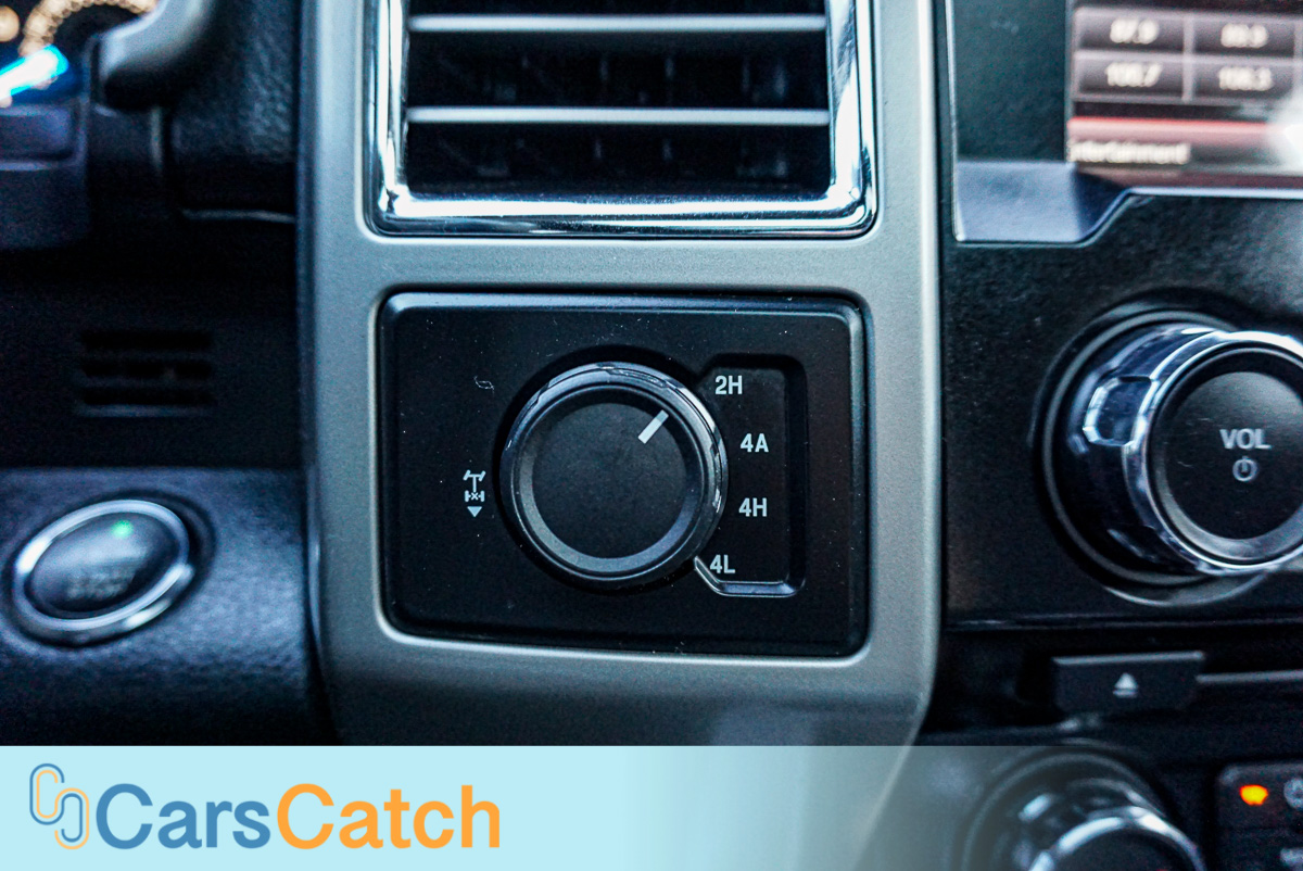 CARSCATCH - Used vehicle - Truck FORD F-150 2015