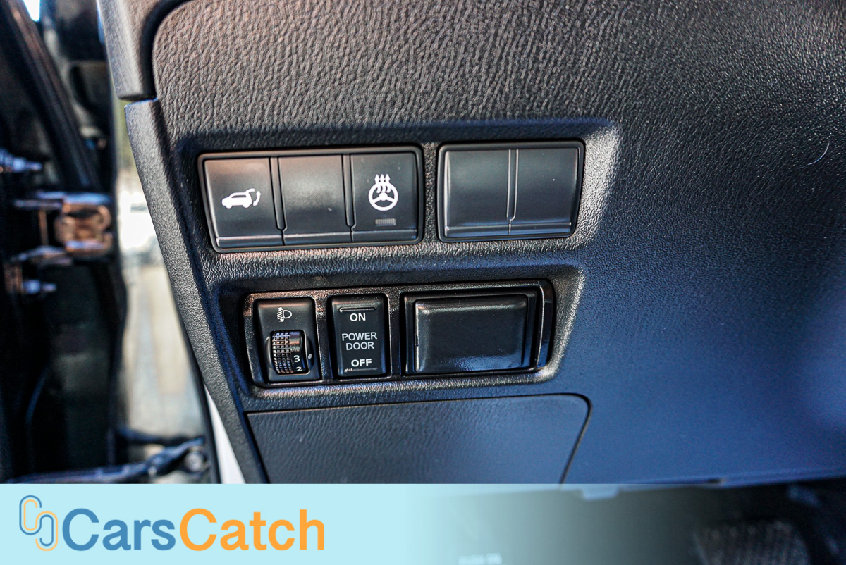 CARSCATCH - Used vehicle - SUV INFINITI QX80 2019