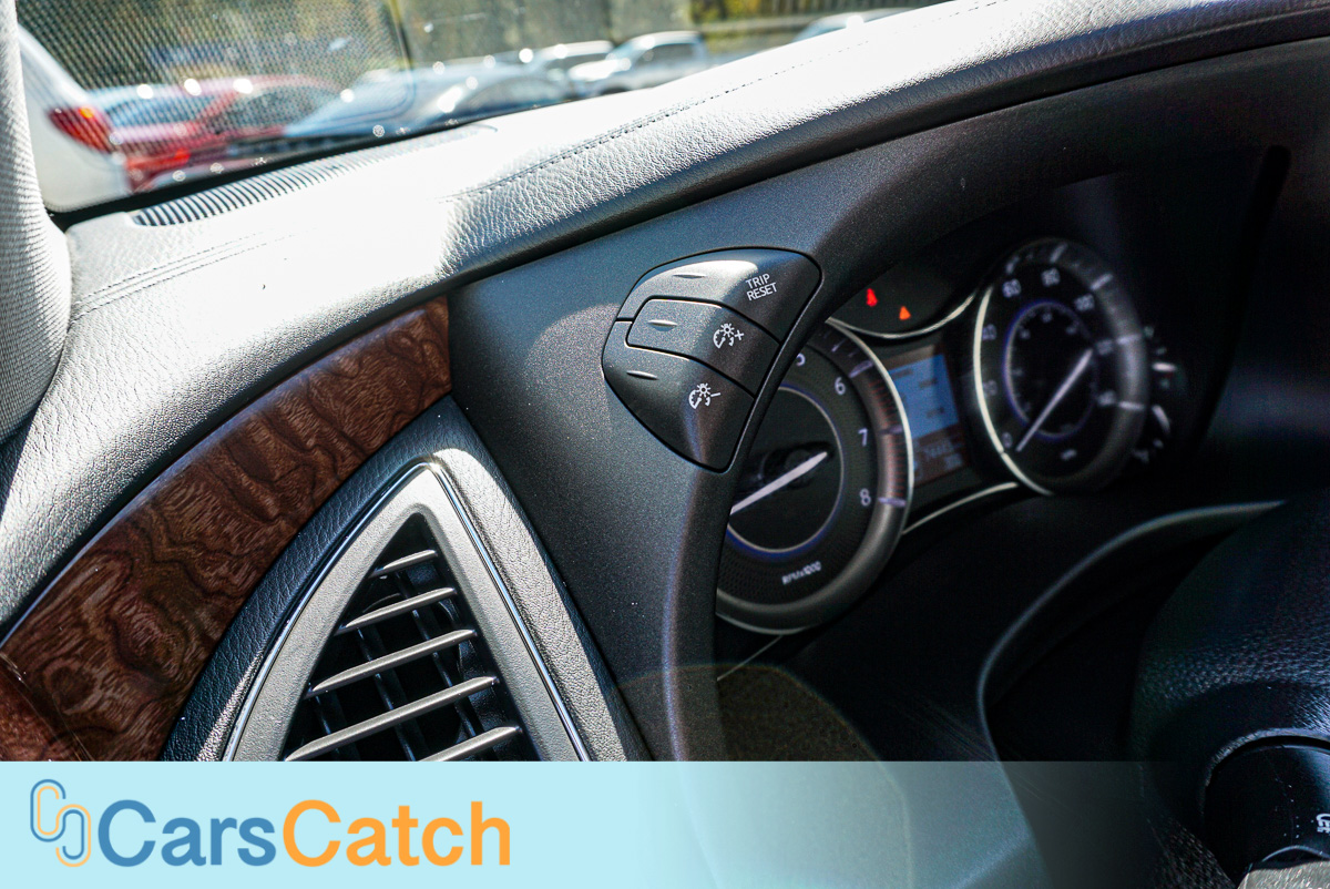 CARSCATCH - Used vehicle - SUV INFINITI QX80 2019