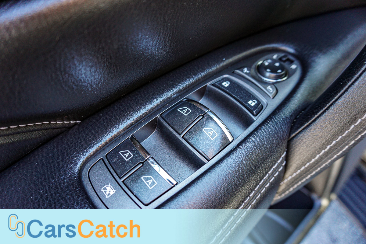 CARSCATCH - Used vehicle - SUV INFINITI QX80 2019