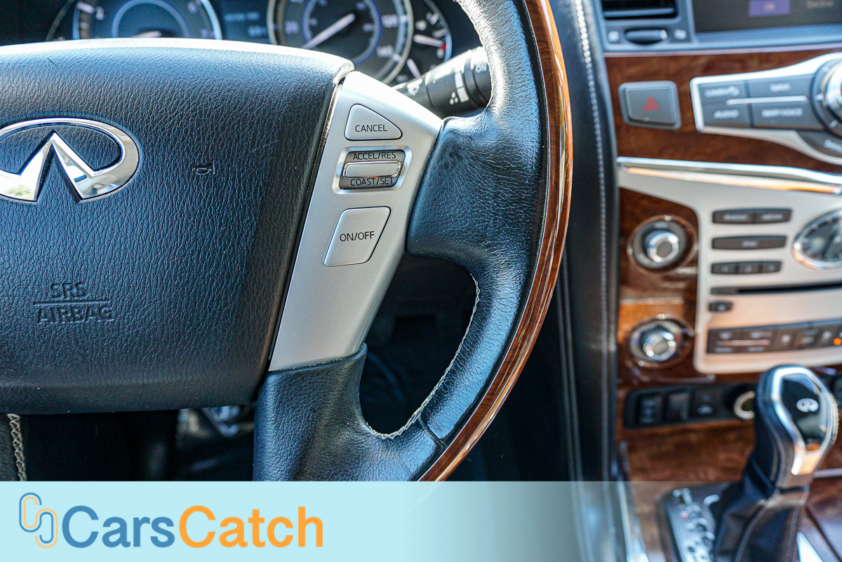 CARSCATCH - Used vehicle - SUV INFINITI QX80 2019