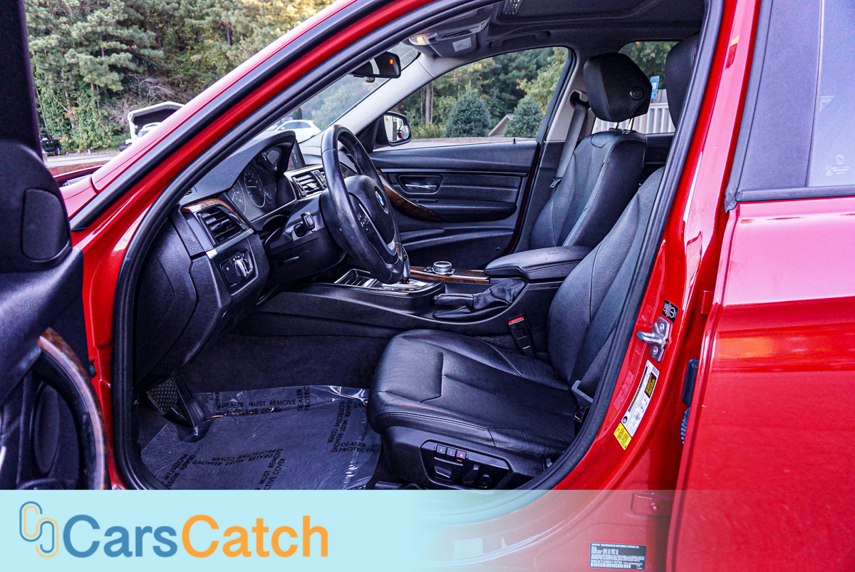 CARSCATCH - Used vehicle - Sedan BMW 3 SERIES 2014